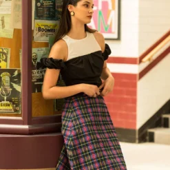 Contrast Cold Shoulder Tee -Women's Clothing Store 15c46fbf 99fc 4432 be05 e5f019b4664a