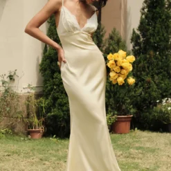 Lace Patchwork V-neck Slip Maxi Dress -Women's Clothing Store 1c0d288b 6cd8 43cf bc7a 93059c40ac92